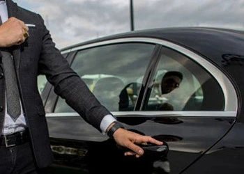 Chauffeur Service in London - Mottolines Airport Transfers